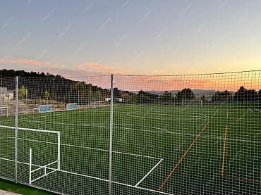 зал футбол: Футбольные поля с искусственным покрытием - Полноразмерные и — 4