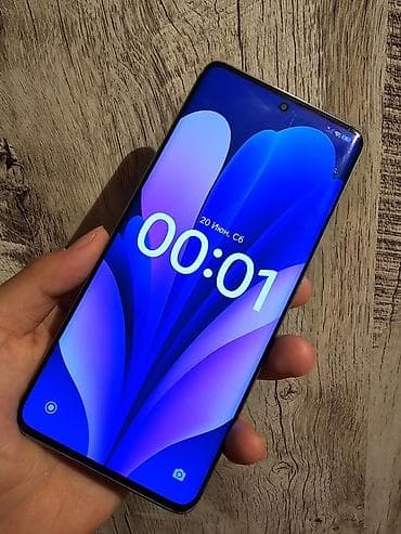 Redmi, Redmi Note 13 Pro Plus, Б/у, 256 ГБ, 1 SIM, 2 SIM