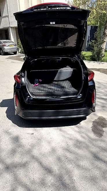 rav 4 2015: Toyota Prius: 2019 г., 1.8 л, Гибрид, Хэтчбэк — 10