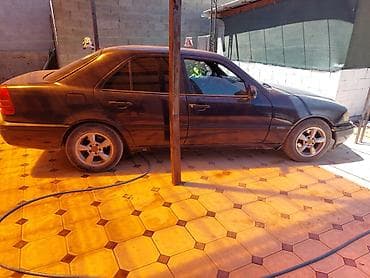 Mercedes-Benz C-Class: 1995 г., 0.2 л, Седан — 3