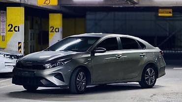 mazda 3: Kia Rio: 2021 г., Автомат, Бензин, Седан — 3