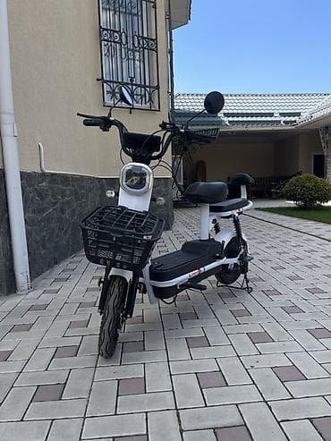 t max: Электроскутер (городской) с посадкой для двух человек - Компоновка — 3