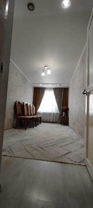 квартиру в токмаке: 3 комнаты, Собственник, Без подселения, С мебелью частично — 2