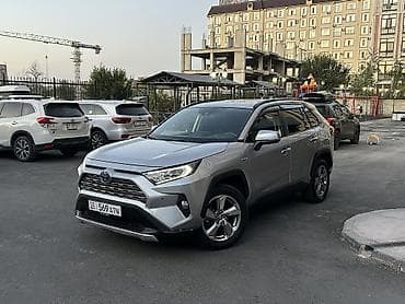 два авто: Toyota RAV4: 2020 г., 2.5 л, Вариатор, Гибрид, Кроссовер — 3