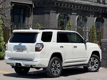 Продажа авто: Toyota 4Runner: 2023 г., 4 л, Автомат, Бензин, Внедорожник — 5