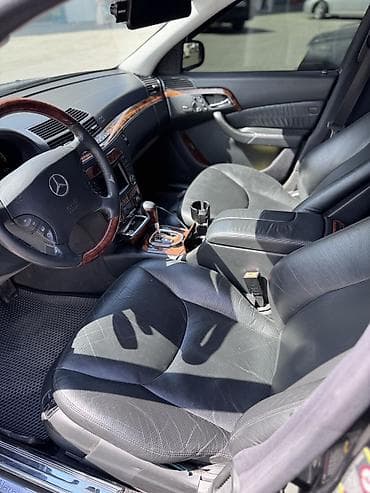 jeely coolray: Mercedes-Benz 220: 2002 г., 5 л, Автомат, Бензин, Седан — 8