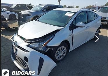 Toyota Prius: 2022 г., 1.8 л, Вариатор, Гибрид, Лифтбек lalafo.kg да Toyota Prius: 2022 г., 1.8 л, Вариатор, Гибрид, Лифтбек
