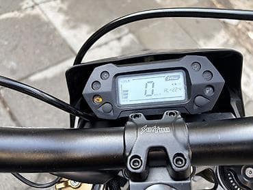 Мотоциклы: Surron light bee 2025 3c пробег 900 км. Продаю из за того что купил — 4