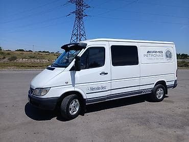 спринтер эвокуатор: Легкий грузовик, Mercedes-Benz, 1,5 т, Б/у — 2