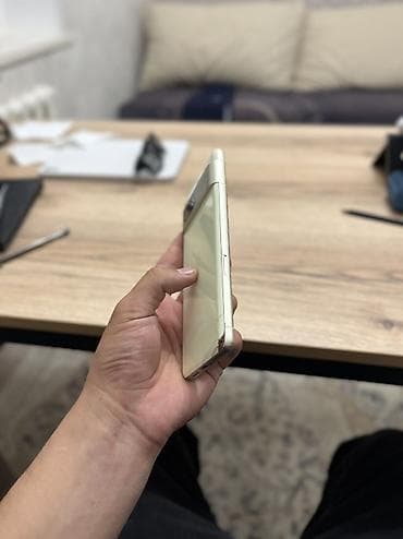 телефон google pixel 6: Google Pixel 7, Б/у, 128 ГБ, цвет - Желтый, 1 SIM, eSIM — 3