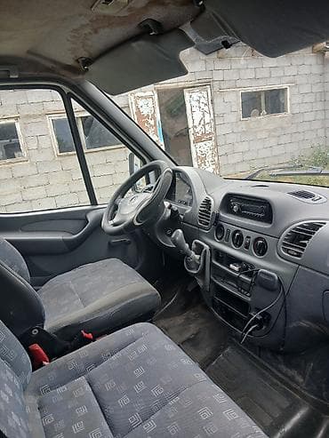 максус авто: Жеңил жүк ташуучу унаа, Mercedes-Benz, Стандарт, 2 т, Колдонулган — 5