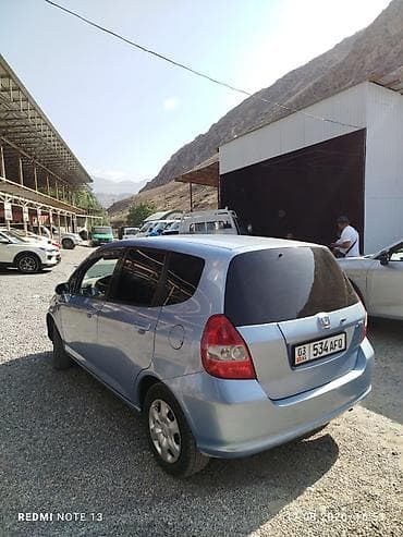 Honda Fit: 2003 г., 1.3 л, Автомат, Бензин, Хетчбек — 4