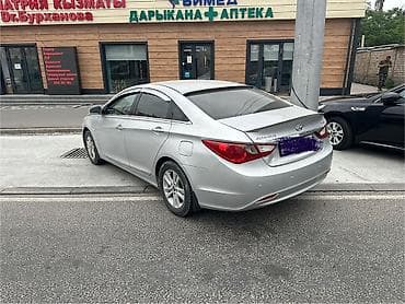 Продажа авто: Hyundai Sonata: 2011 г., 2 л, Автомат, Газ, Седан — 4