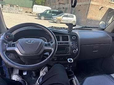 1 mz: Легкий грузовик, Hyundai, 3 т — 1