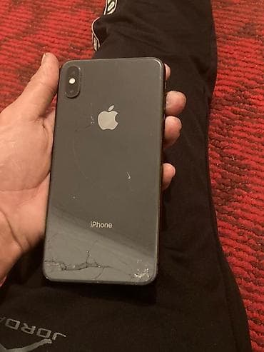 ipad pro 9 7: IPhone Xs Max, Б/у, 64 ГБ, Черный, Чехол, 84 % — 1