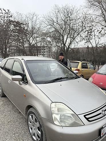 продам крайслер: Honda Stream: 2002 г., 1.7 л, Вариатор, Бензин, Универсал — 1