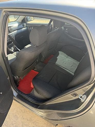 trd off road: Toyota Corolla: 2004 г., Механика, Хэтчбэк — 3