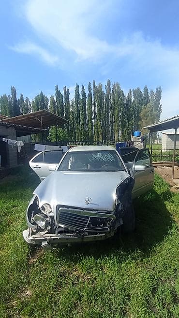 Mercedes-Benz E-Class: 1998 г., 2.8 л, Механика, Бензин, Седан