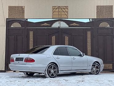 Транспорт: Mercedes-Benz C-Class: 2001 г., 2.4 л, Автомат, Бензин, Седан — 4