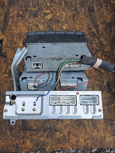 музыка на авто: Оригинальные контрактные б у штатные магнитолы на Тойоту Ярис Toyota — 3