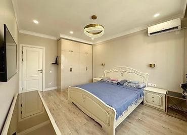 Продажа квартир: 3 комнаты, 90 м², 8 этаж — 3