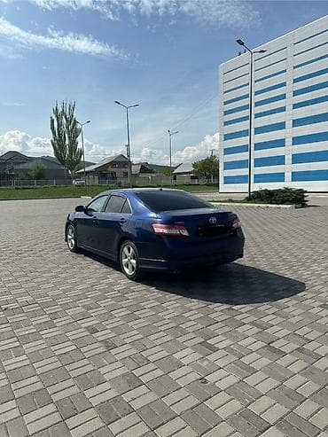 prius 2015: Toyota Camry: 2010 г., 2.5 л, Автомат, Бензин, Седан — 4