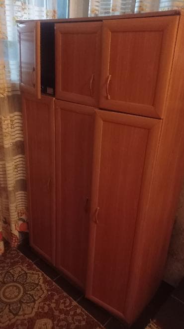 шкаф с комодом: Шкаф для хранения из ЛДСП под дерево (тёплый оттенок вишни/бук) — 2