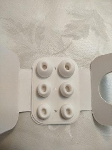 беруши для ушей: Набор сменных амбушюр для внутриканальных наушников. - Материал — 1