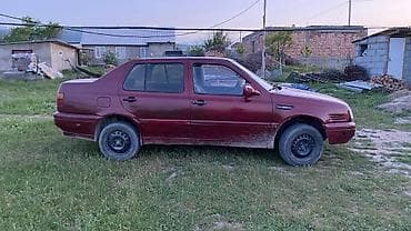 transporter multivan: Volkswagen Vento: 1995 г., 1.8 л, Ручные, Бензин, Седан — 2