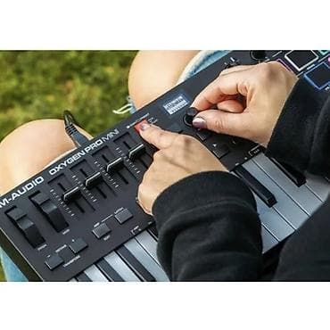 караоке апарат: M-Audio Oxygen Pro Mini — компактный USB/MIDI-контроллер для — 7