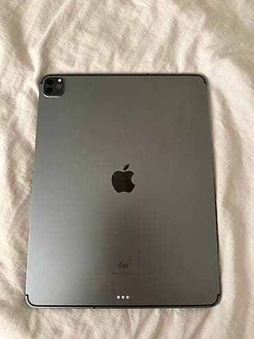 Планшеты: Планшет, Apple, память 256 ГБ, 12" - 13", 4G (LTE), Б/у, Классический цвет - Серый — 1