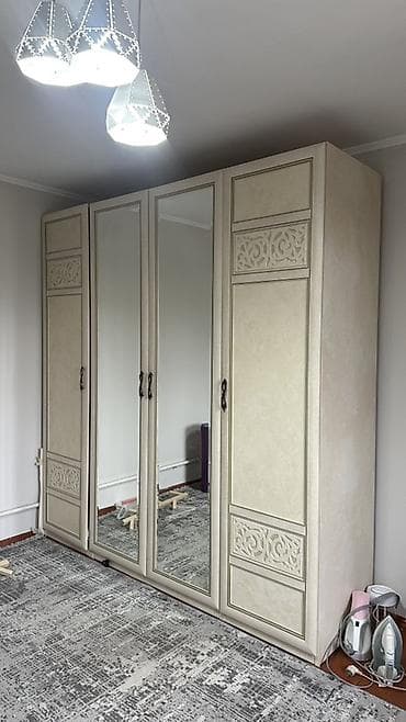 шкаф зеркала: Срочно! Россия! Продаем шкаф Четырёхдверный платяной шкаф с зеркалами — 1