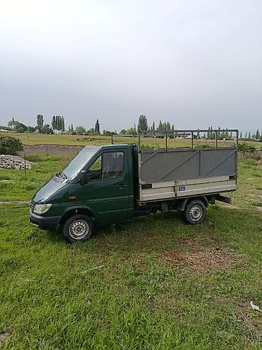 mercedesbenz 211: Грузовик, Mercedes-Benz, Стандарт, 3 т, Б/у — 2