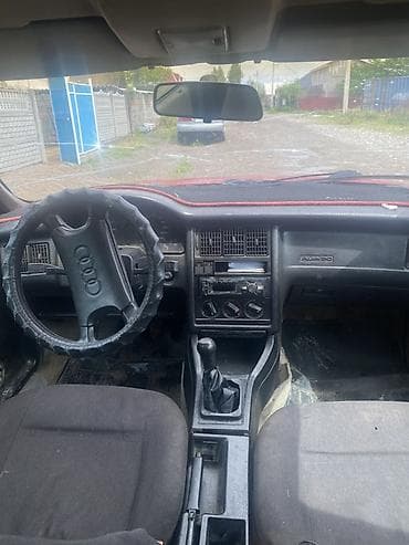 Audi: Audi 80: 1986 г., 1.8 л, Механика, Бензин, Седан — 1