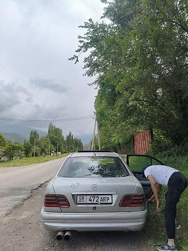 audi rs3: Mercedes-Benz E-Class: 1997 г., 3.2 л, Механика, Бензин, Седан — 6