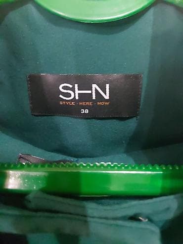 костюм для женщин: Женский костюм SHN (Style Here Now), размер 38. - Комплект — 2