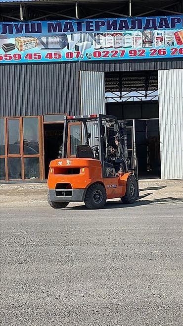 фронтальный погрузчик 3 куба: Погрузчик, Колесный, Вилочный — 1