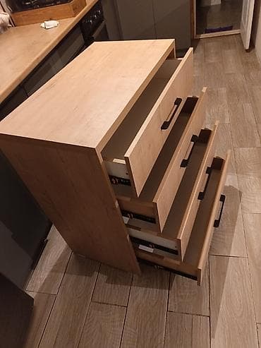 комод тумбочка буфет: Комод для одежды, Новый, Без зеркала, ЛДСП, цвет - Золотой, Бежевый — 1