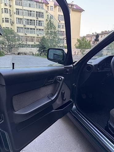 BMW 5 series: 1990 г., 2 л, Механика, Бензин, Седан — 8