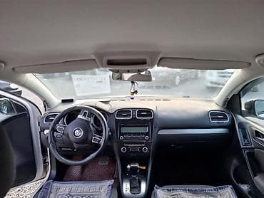Скупка авто: Volkswagen Golf: 2010 г., 1.6 л, Автомат, Бензин, Хэтчбэк — 1
