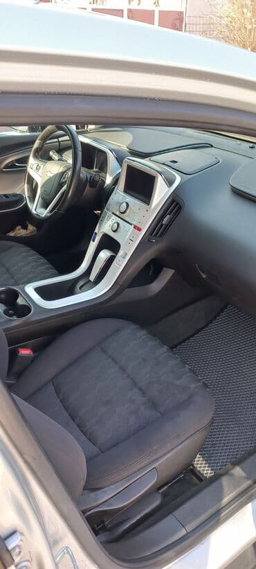 электро машины: Chevrolet Volt: 2013 г., 1.4 л, Вариатор, Электромобиль, Седан — 9