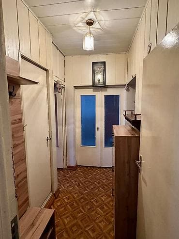 Квартиры: 3 комнаты, 68 м², 106 серия, 2 этаж, Старый ремонт — 9