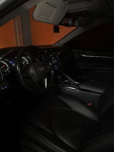 prius plus: Toyota Camry: 2019 г., Автомат, Бензин, Седан — 7