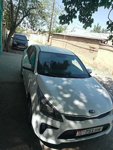 Kia Rio: 2017 г., Седан — 8