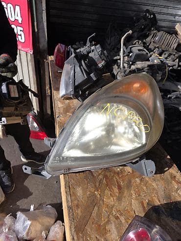 daewoo spark: Передняя левая фара Toyota 2003 г., Б/у, Оригинал, Япония — 1