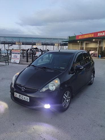 5: Honda Jazz: 2008 г., 1.3 л, Автомат, Бензин, Хэтчбэк — 6