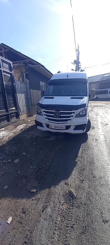 на спритер: Пассажирский микроавтобус Mercedes‑Benz Sprinter (длинная база — 4