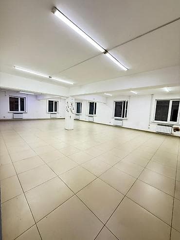 зал: СДАЕТСЯ ПОМЕЩЕНИЕ ПОД ЛЮБОЙ БИЗНЕС ! Светлое просторное помещение — 2