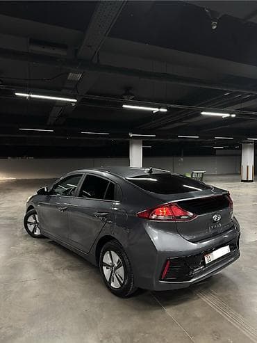 cruiser: Hyundai Ioniq: 2019 г., 1.6 л, Автомат, Гибрид — 4
