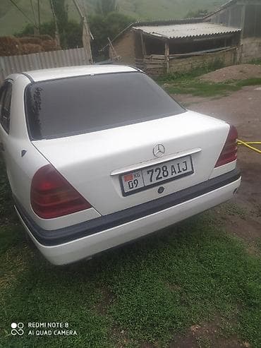 Mercedes-Benz C-Class: 1994 г., 2.2 л, Автомат, Бензин, Седан